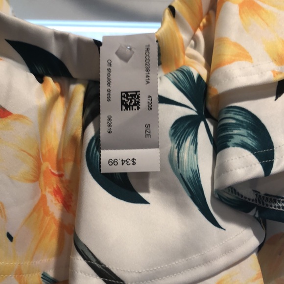 Floral dress - Picture 2 of 3